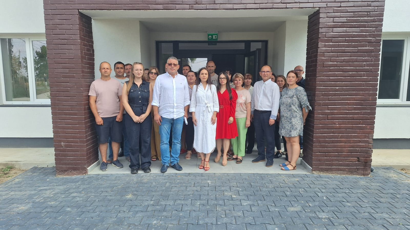 Fotografie de grup la Primăria Bâcleș